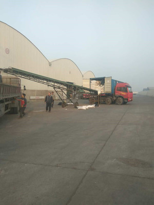 天津市榮誠(chéng)鴻達(dá)飼料貿(mào)易 專業(yè)供應(yīng)優(yōu)質(zhì)進(jìn)口花生餅及飼料批發(fā)